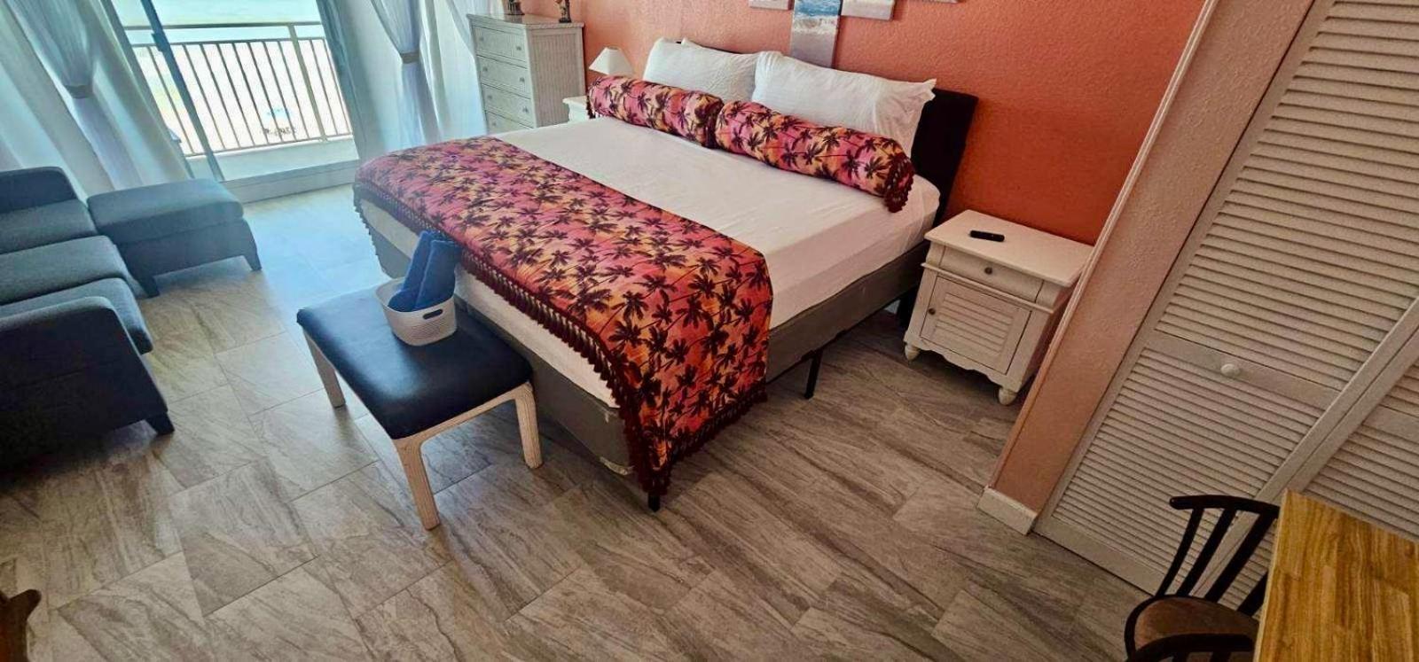 Apartment Ocean View - Direct Ocean Front-pool Is Open *