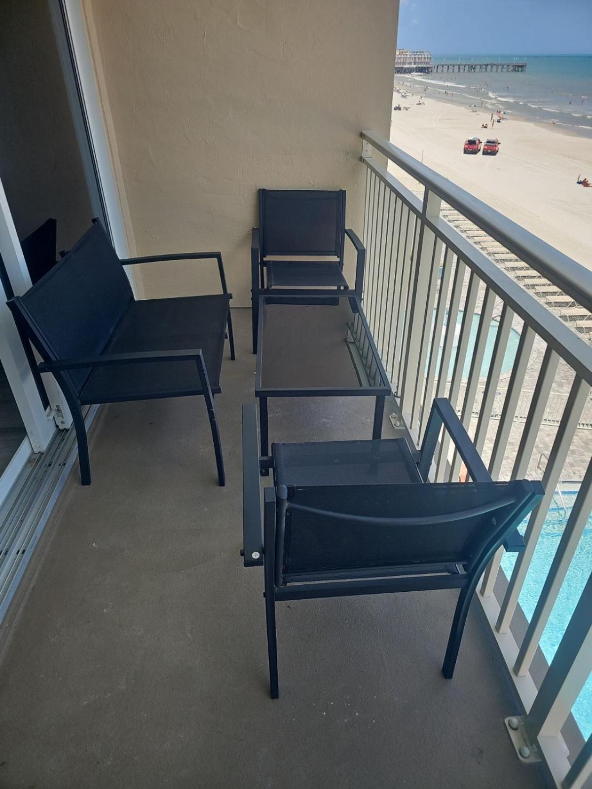 Ocean View - Direct Ocean Front-pool Is Open Apartment *