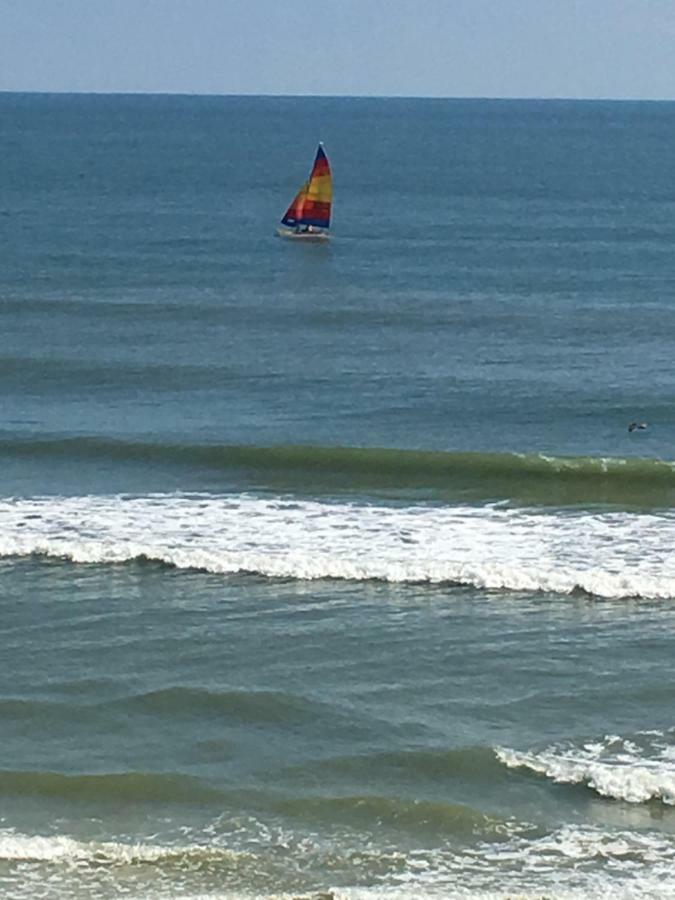 Ocean View - Direct Ocean Front-pool Is Open Apartment *