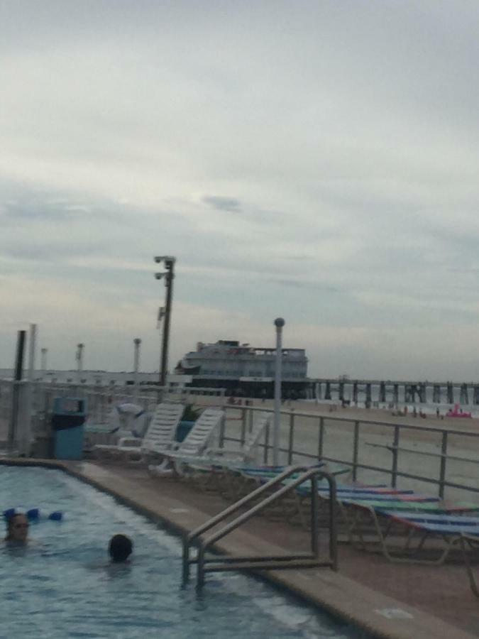 Ocean View - Direct Ocean Front-pool Is Open Appartamento